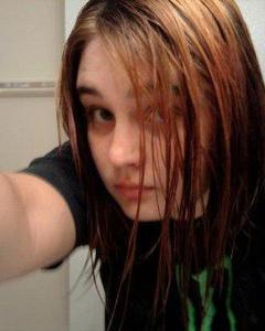 Woman, 33. InfamousEm