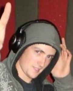 Man, 40. musician85599