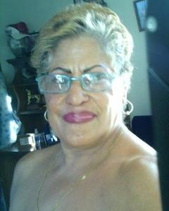 Woman, 75. shortpint