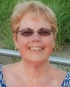Woman, 72. Evy07719