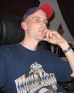 Man, 48. mjpd33az