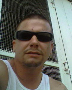 Man, 46. mav318297