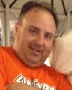 Man, 53. Bd825