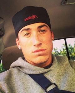Man, 34. Hitboi01