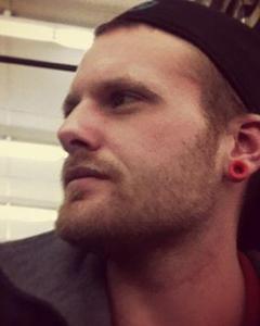 Man, 33. Ethan915766