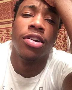 Man, 28. Jbae7035
