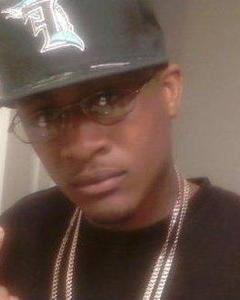 Man, 35. JOE74310
