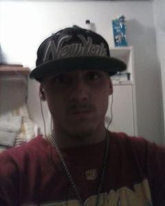 Man, 32. cage_boy3053