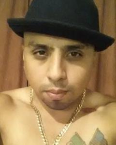 Man, 39. T5129404618