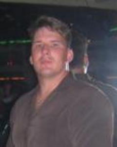Man, 44. kountrysinger