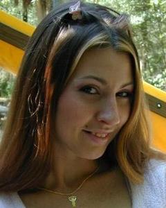 Woman, 41. 51597282000