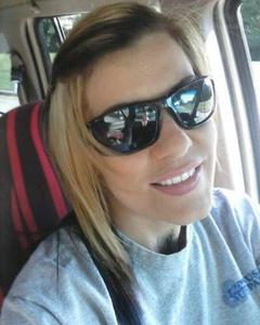 Woman, 43. stillsearchg