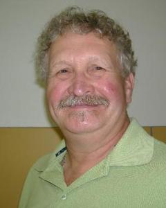 Man, 70. curly1001