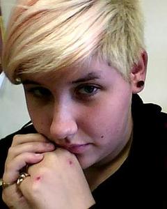Woman, 34. gothicbunni