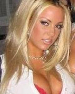 Woman, 38. trends987