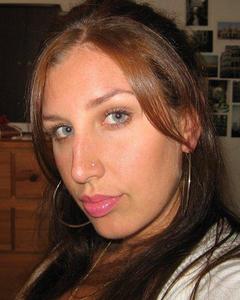 Woman, 40. Chloe80310