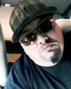 Man, 44. Justsayhitome