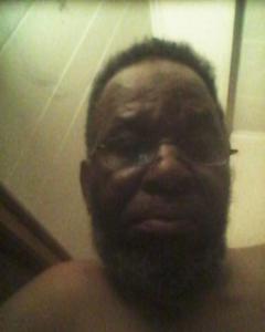 Man, 70. birdtoit