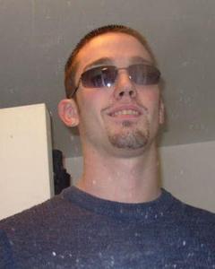 Man, 42. jzoom