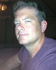 Man, 52. TunlDrgn