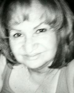 Woman, 72. mimi20131242