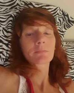Woman, 47. litlittle_beab