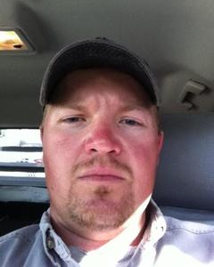 Man, 44. Pairdog