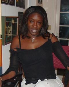Woman, 56. bermudagem