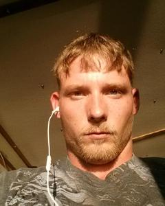 Man, 34. comeanseeme