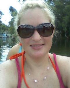 Woman, 45. Amrob80