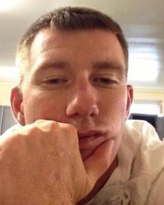 Man, 38. Armybrave