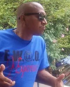 Man, 44. gold_child