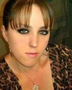 Woman, 35. JuliaHullLwwm