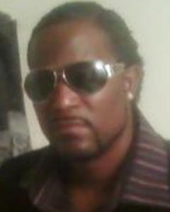 Man, 52. Magniff1sent