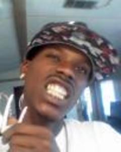 Man, 40. AVEEZY31