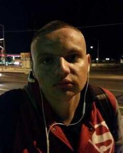 Man, 30. HockerD
