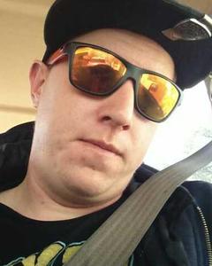 Man, 32. bumblebee_775
