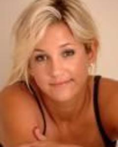 Woman, 43. seeking1980