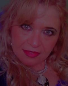 Woman, 62. mariposa276