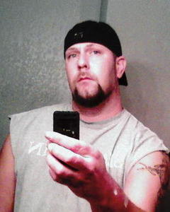 Man, 47. bygboye