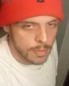 Man, 38. acyield
