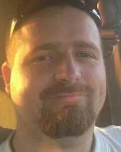 Man, 40. dineatthey84