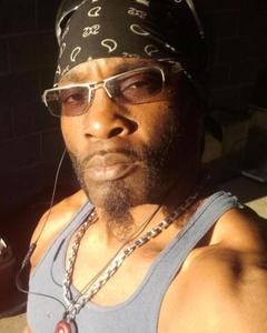 Man, 50. quidai