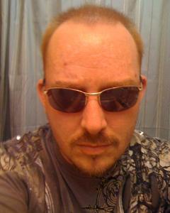 Man, 56. Red0284