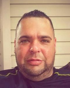 Man, 49. LUIS7975
