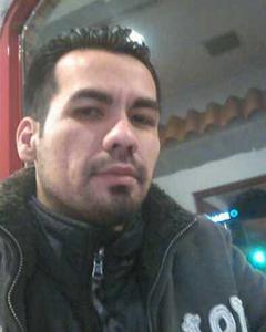 Man, 44. Roberto5168067