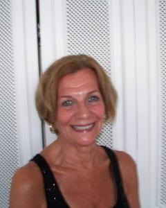 Woman, 80. Cher3817