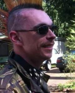 Man, 39. MakTruck