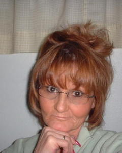 Woman, 77. Bevee224
