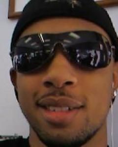 Man, 34. YELLOWB17